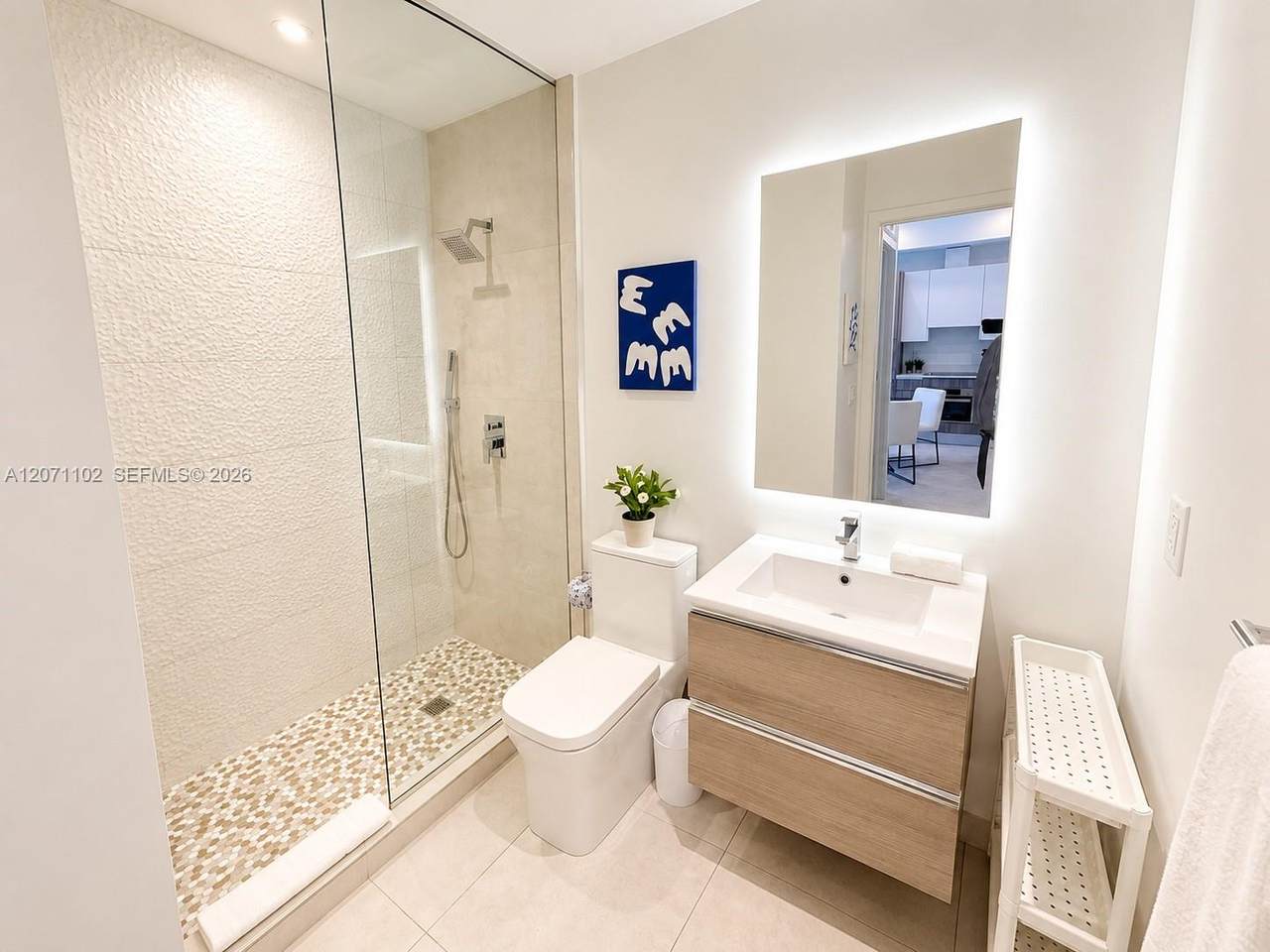 https://bt-photos.global.ssl.fastly.net/miami/1280_boomver_1_A12071102-2.jpg