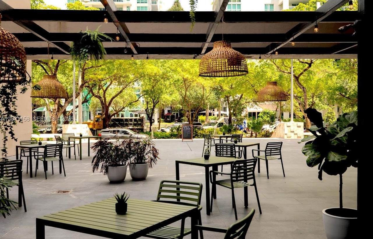 https://bt-photos.global.ssl.fastly.net/miami/1280_boomver_1_A12071158-2.jpg