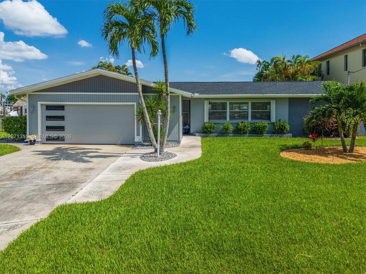 https://bt-photos.global.ssl.fastly.net/miami/1280_boomver_1_A12071311-2.jpg