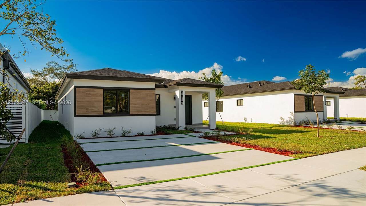 https://bt-photos.global.ssl.fastly.net/miami/1280_boomver_1_A12071367-2.jpg