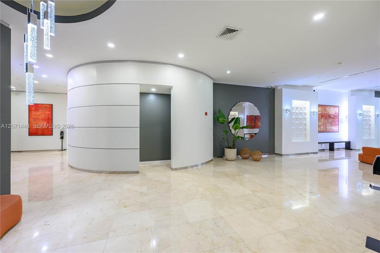 https://bt-photos.global.ssl.fastly.net/miami/1280_boomver_1_A12071448-2.jpg