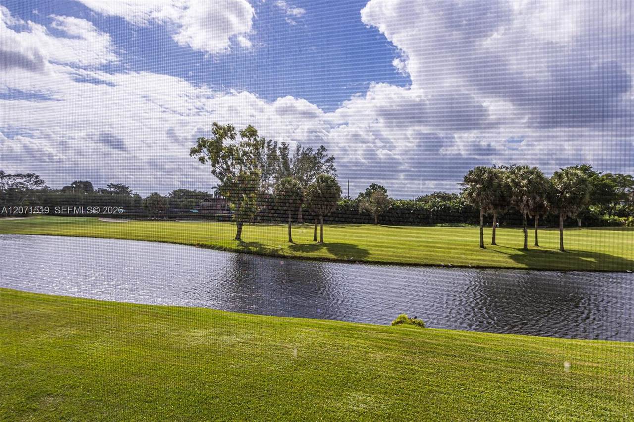 https://bt-photos.global.ssl.fastly.net/miami/1280_boomver_1_A12071519-2.jpg
