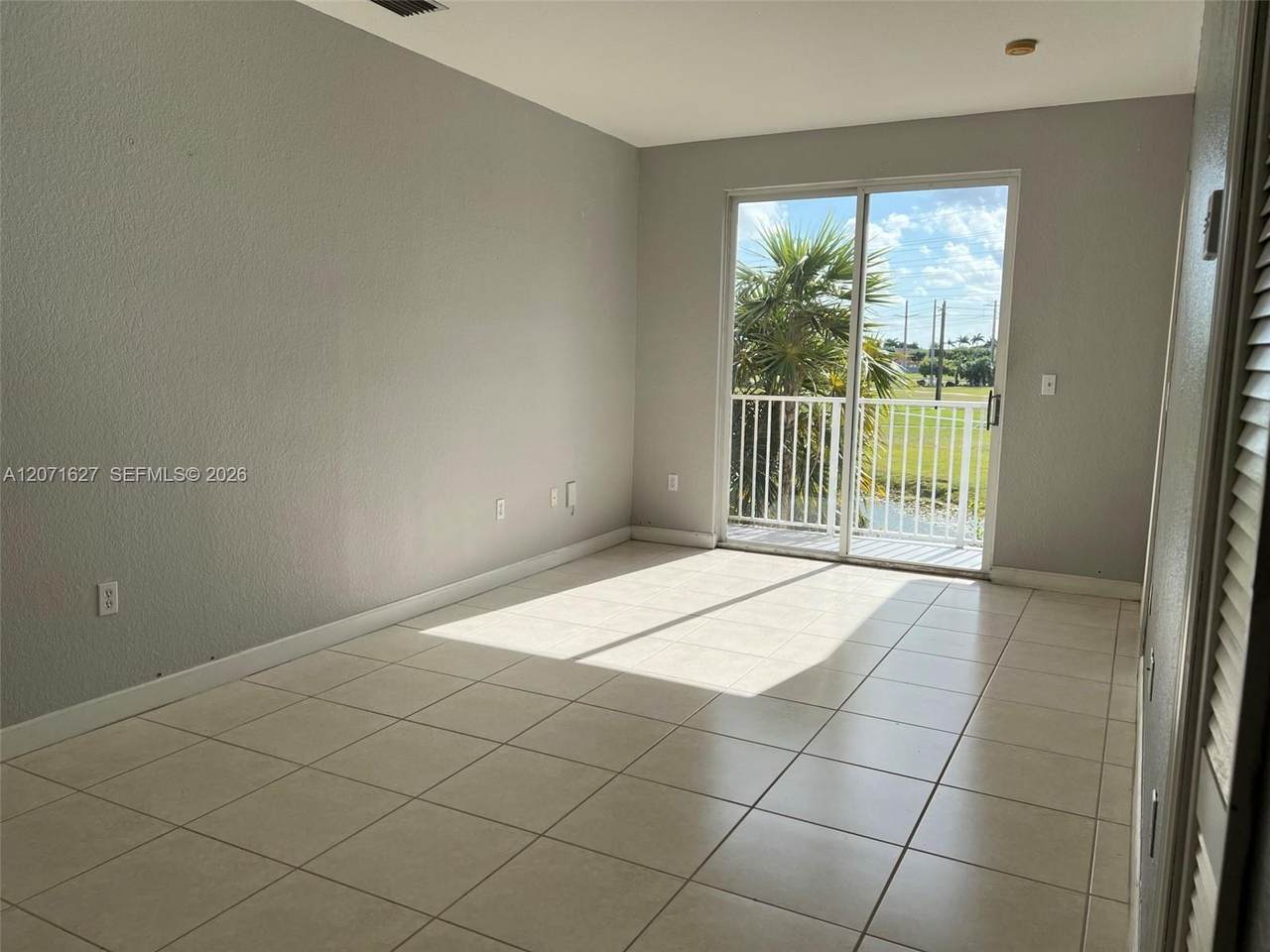 https://bt-photos.global.ssl.fastly.net/miami/orig_boomver_1_A12071627-2.jpg