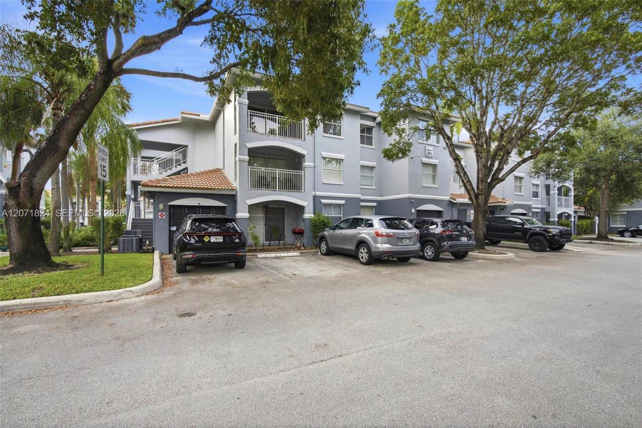 https://bt-photos.global.ssl.fastly.net/miami/1280_boomver_1_A12071824-2.jpg