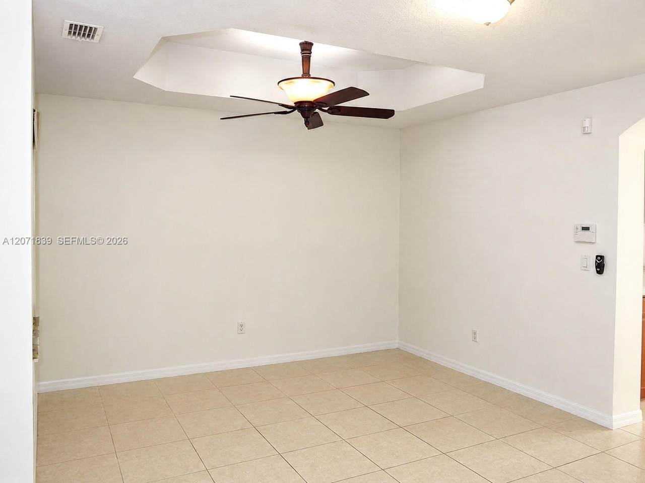 https://bt-photos.global.ssl.fastly.net/miami/1280_boomver_1_A12071839-2.jpg