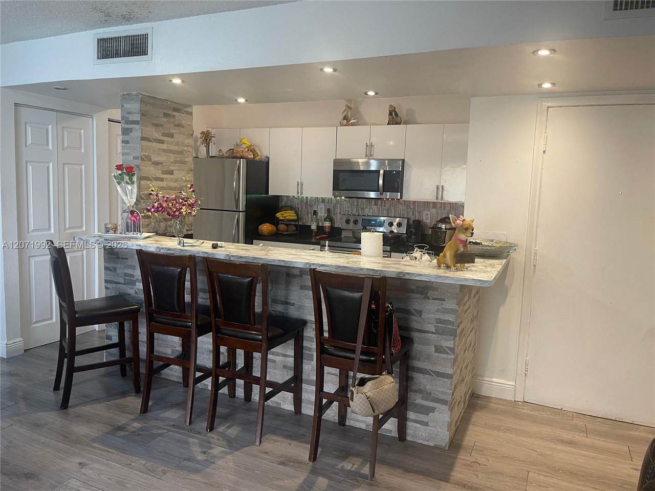 636 114th Ave - Photo 1