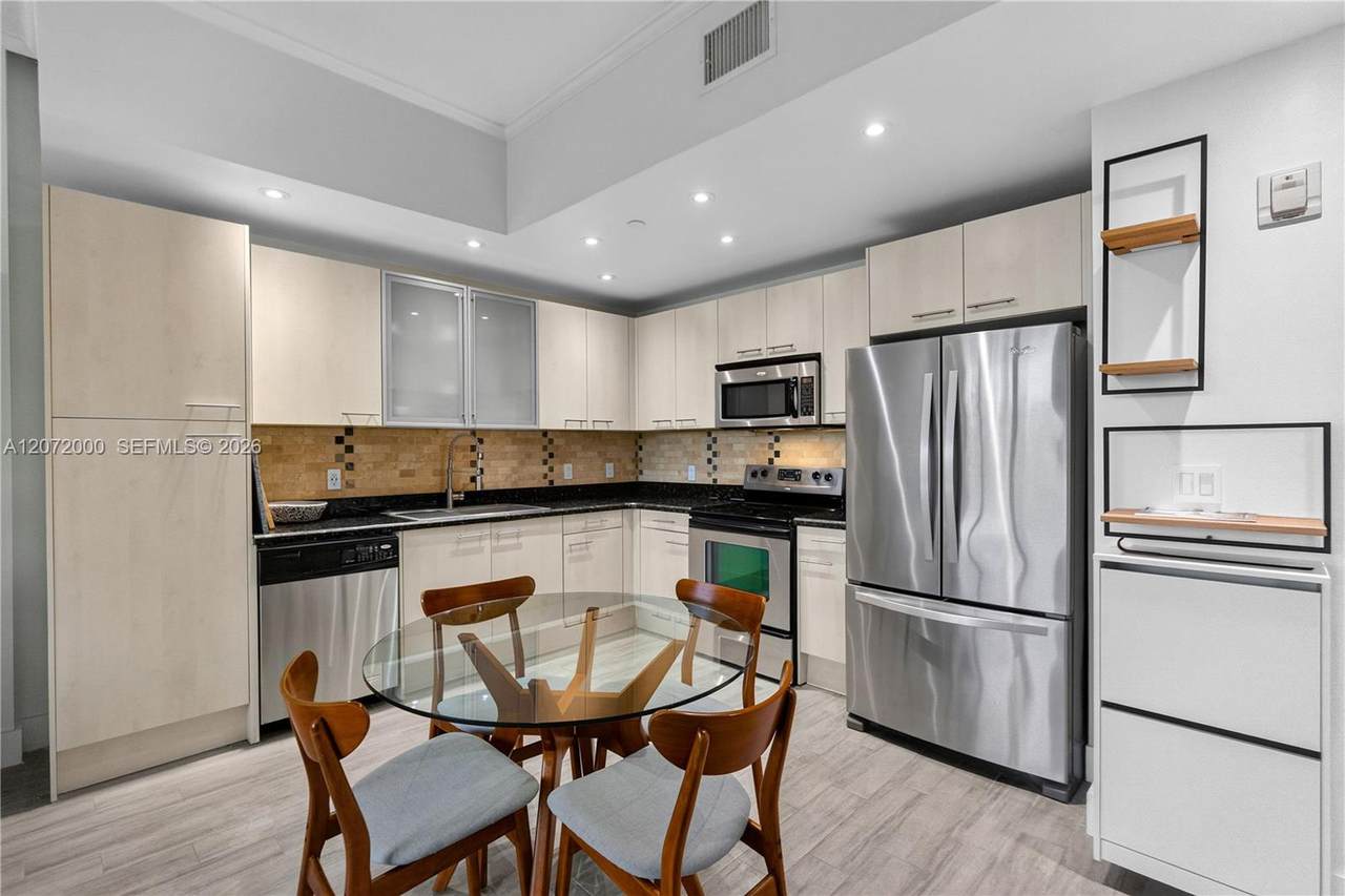 1350 8th Ct - Photo 1
