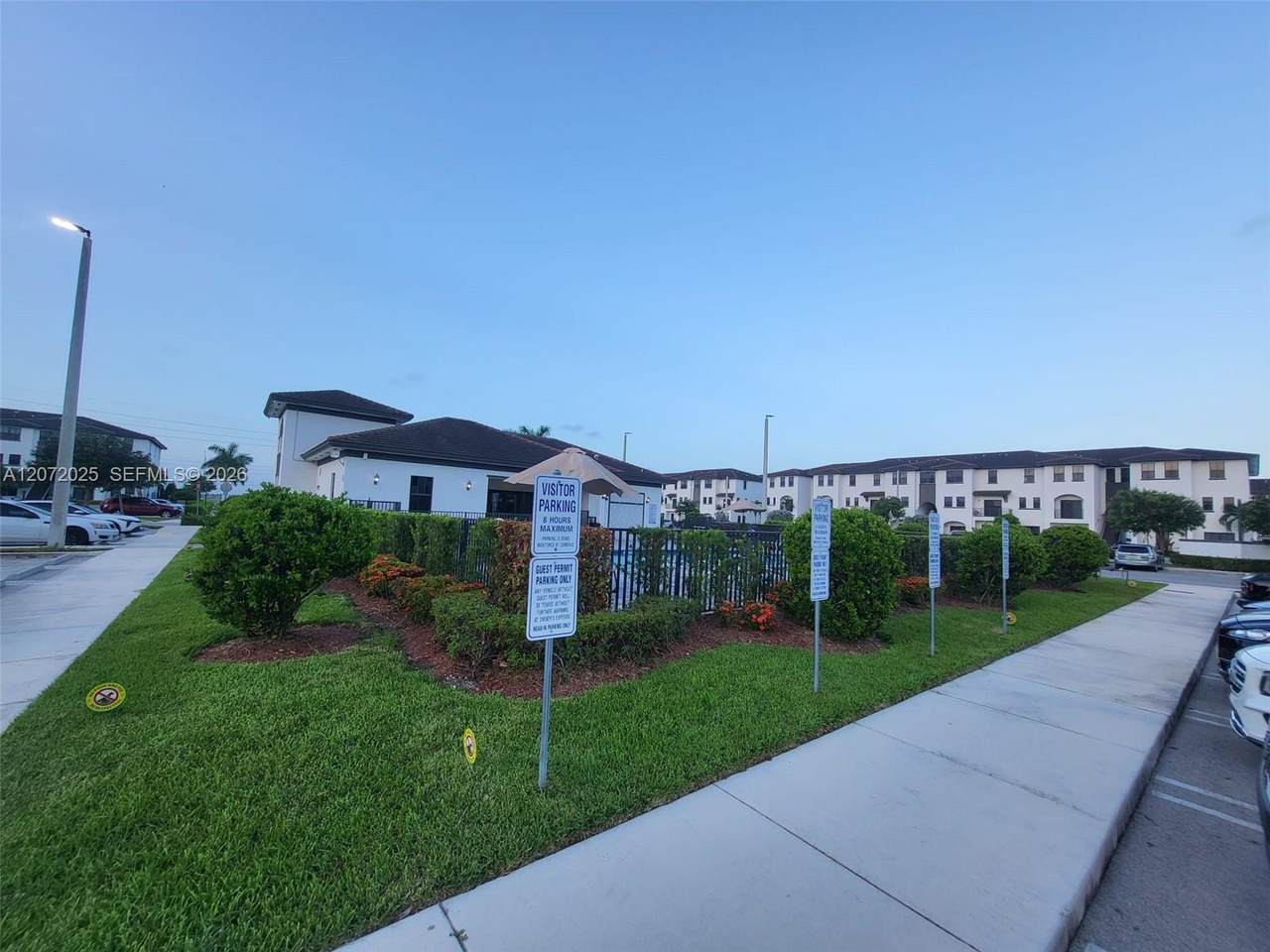 https://bt-photos.global.ssl.fastly.net/miami/1280_boomver_1_A12072025-2.jpg