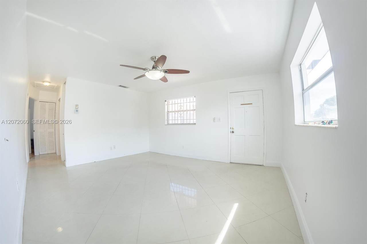 https://bt-photos.global.ssl.fastly.net/miami/1280_boomver_1_A12072060-2.jpg