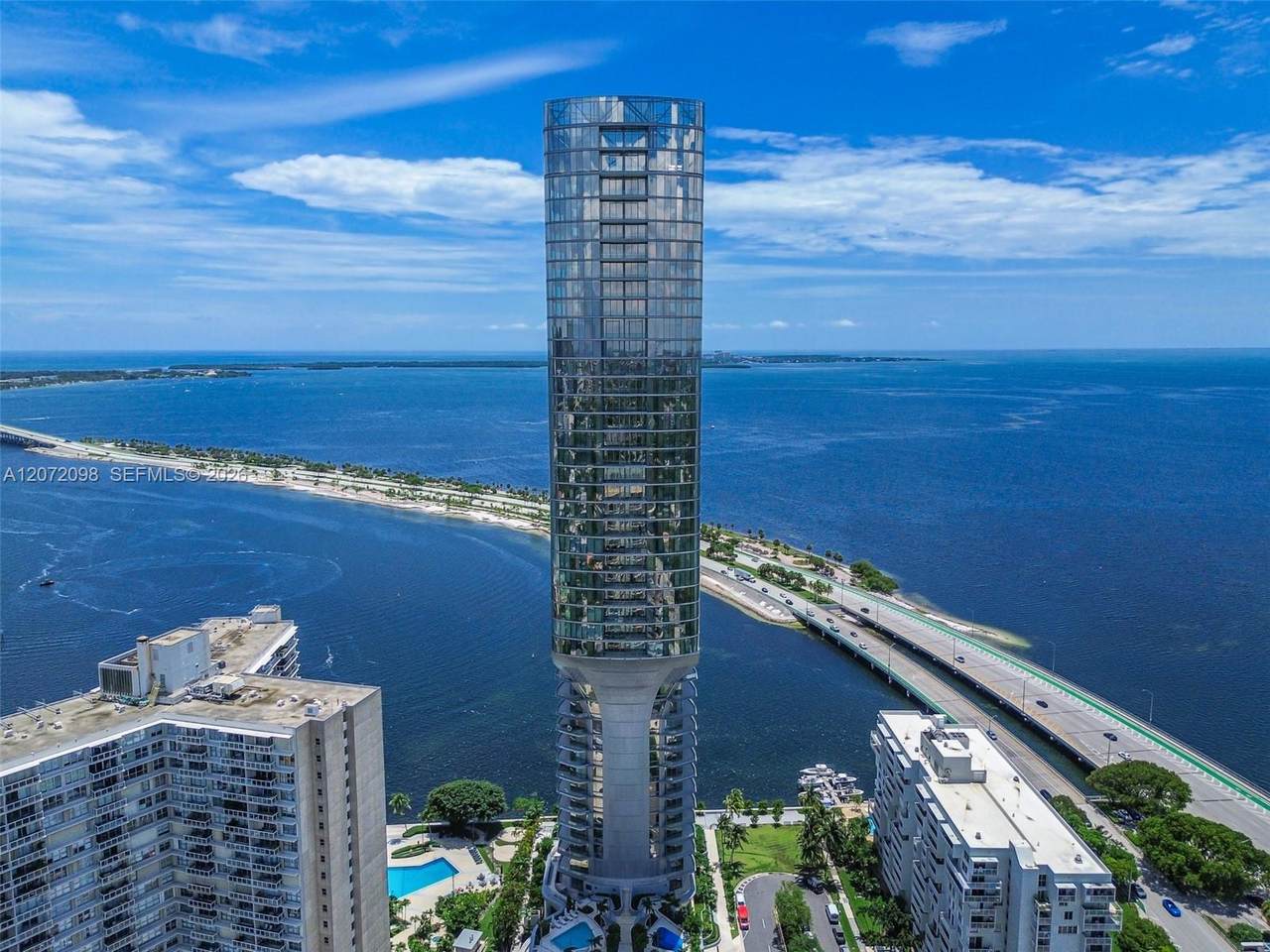 https://bt-photos.global.ssl.fastly.net/miami/1280_boomver_1_A12072098-2.jpg