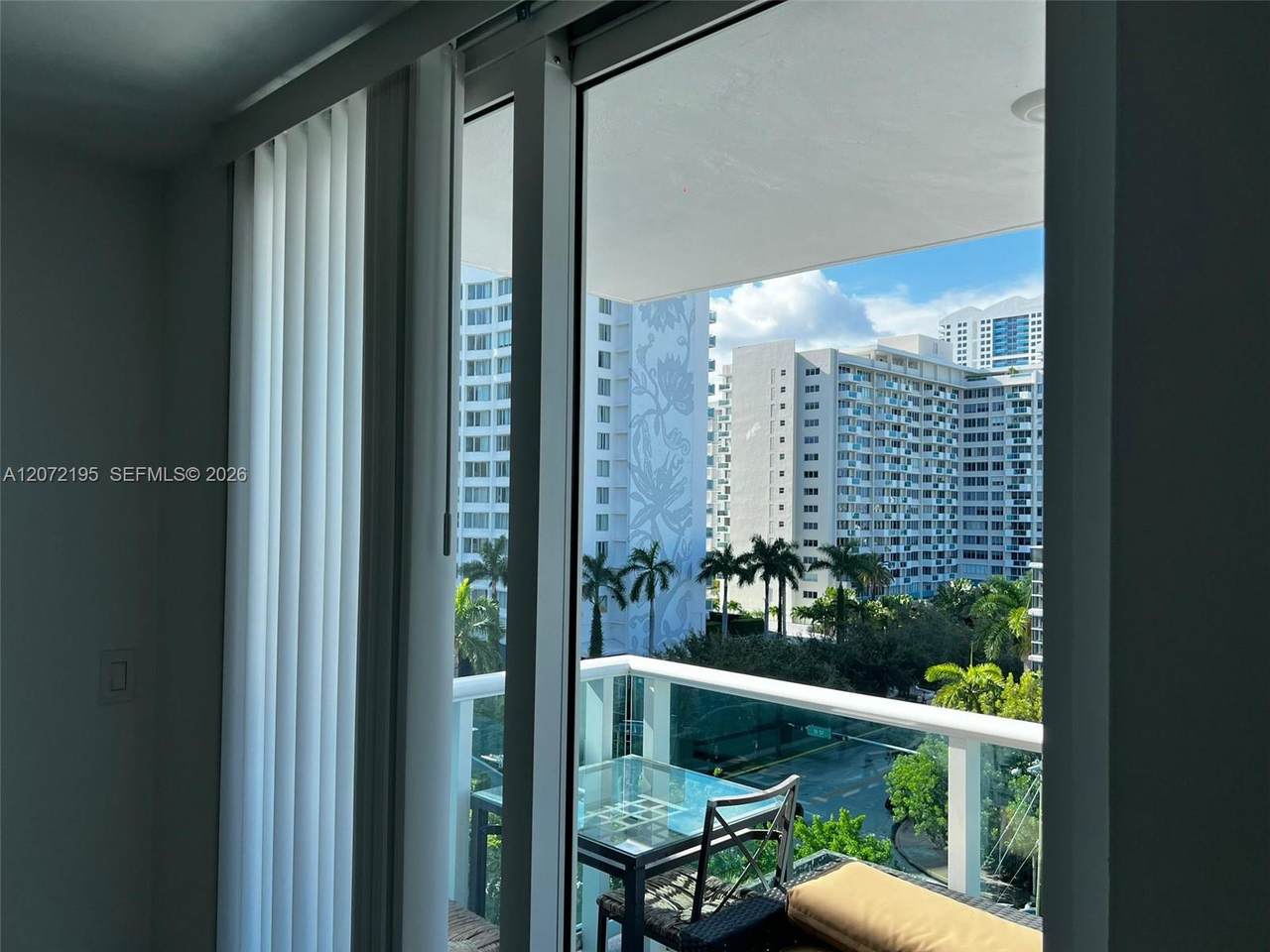 1035 West Ave - Photo 1