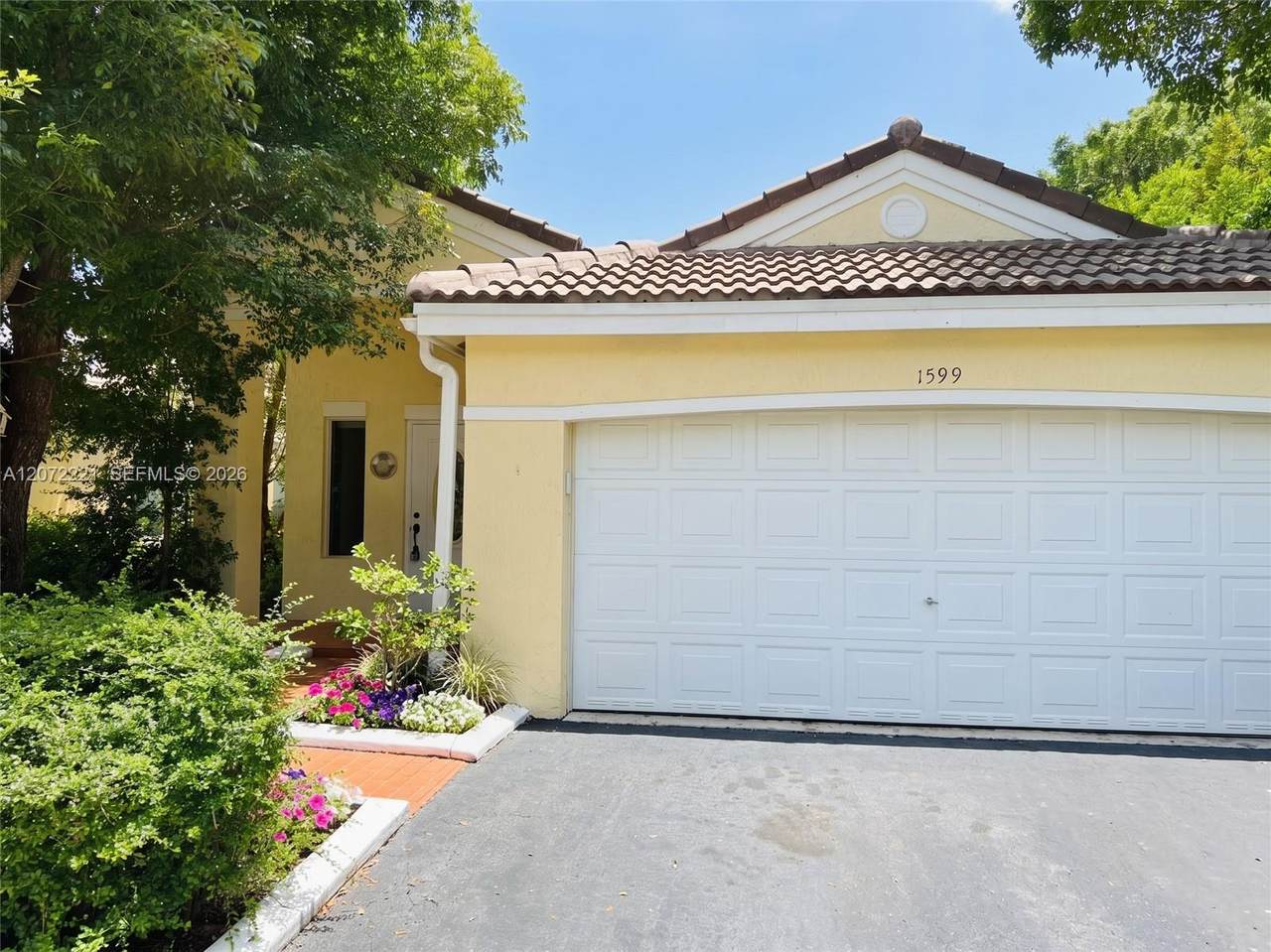 1599 Palermo Dr - Photo 1