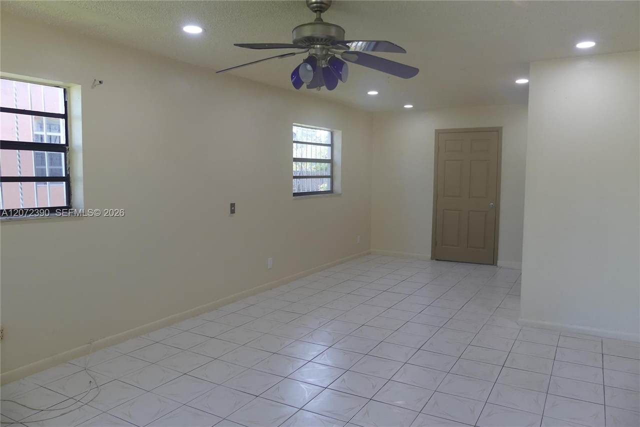 https://bt-photos.global.ssl.fastly.net/miami/1280_boomver_1_A12072390-2.jpg