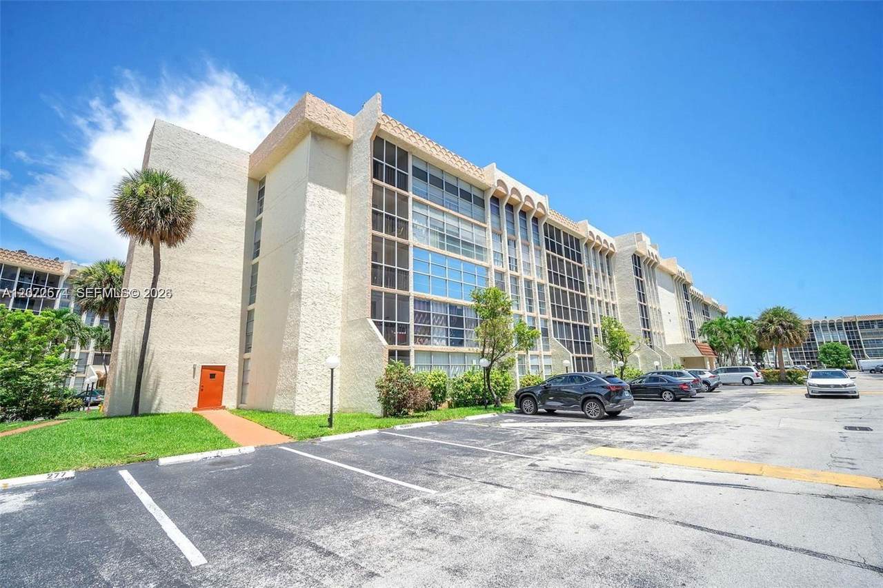 701 Three Islands Blvd - Photo 1