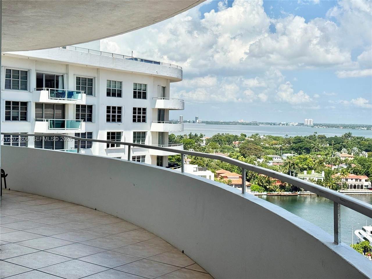 https://bt-photos.global.ssl.fastly.net/miami/1280_boomver_1_A12072609-2.jpg