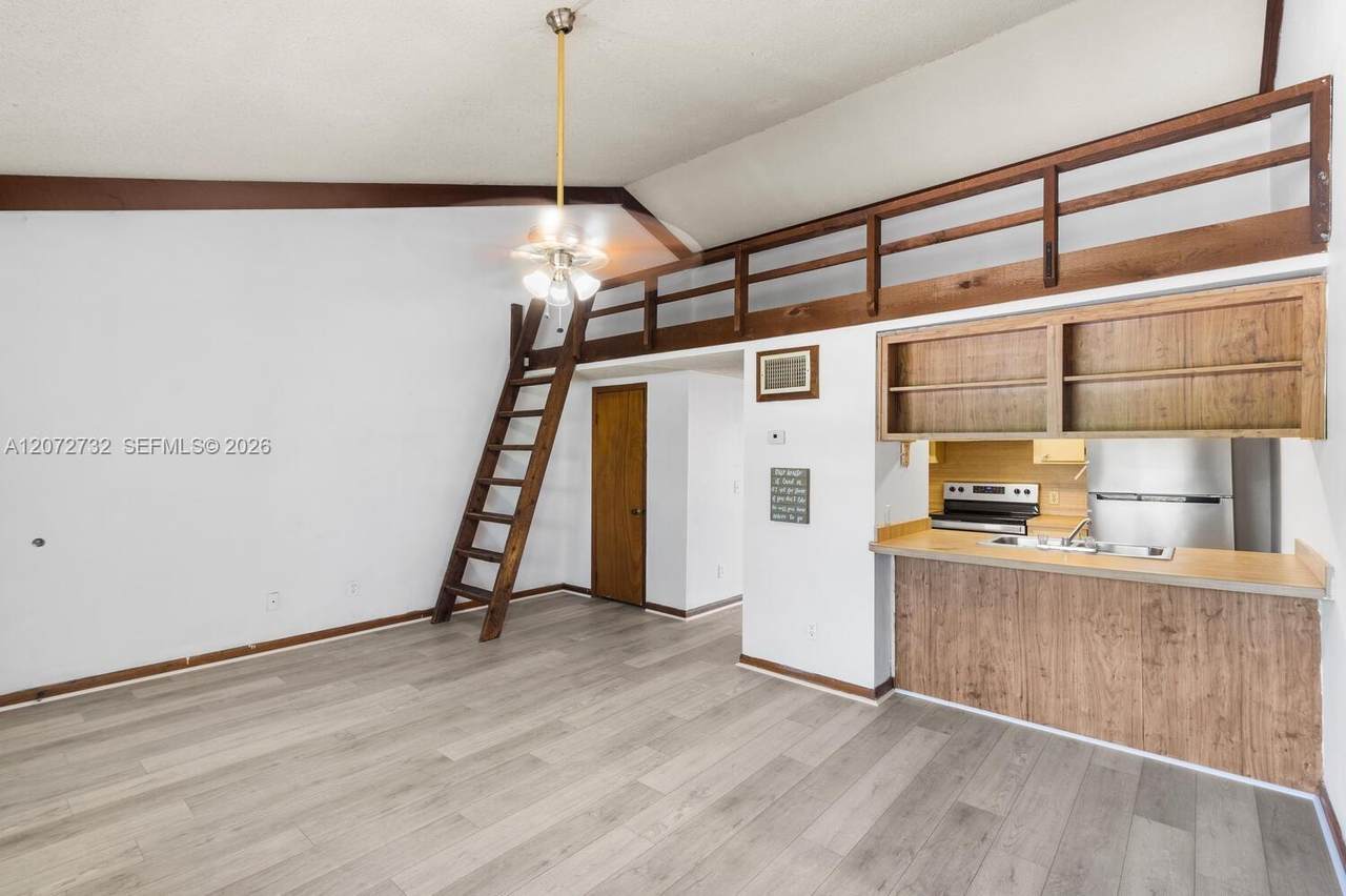 2005 Carlton Drive - Photo 1