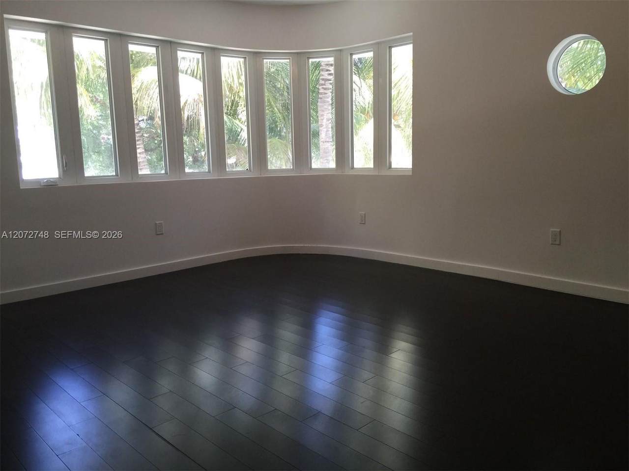 https://bt-photos.global.ssl.fastly.net/miami/orig_boomver_1_A12072748-2.jpg