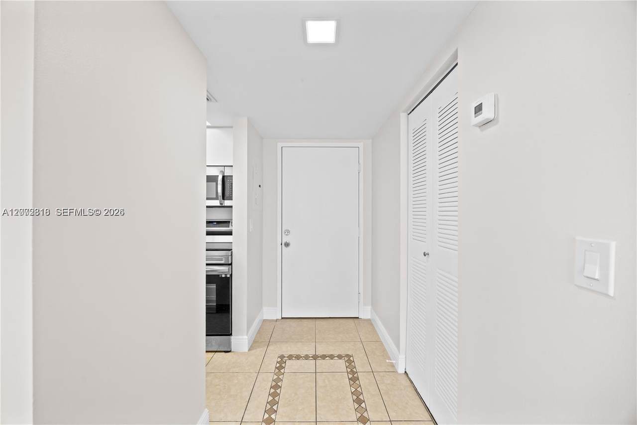 https://bt-photos.global.ssl.fastly.net/miami/1280_boomver_1_A12072818-2.jpg