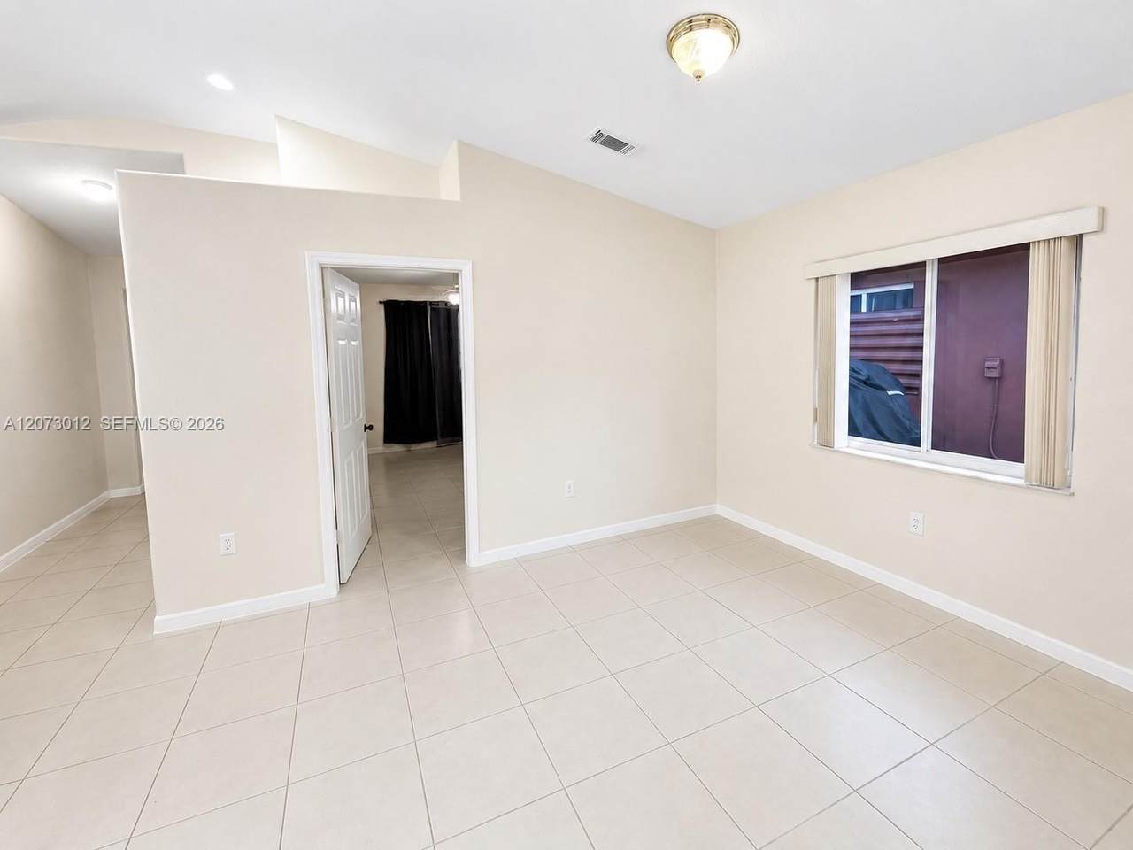 https://bt-photos.global.ssl.fastly.net/miami/orig_boomver_1_A12073012-2.jpg