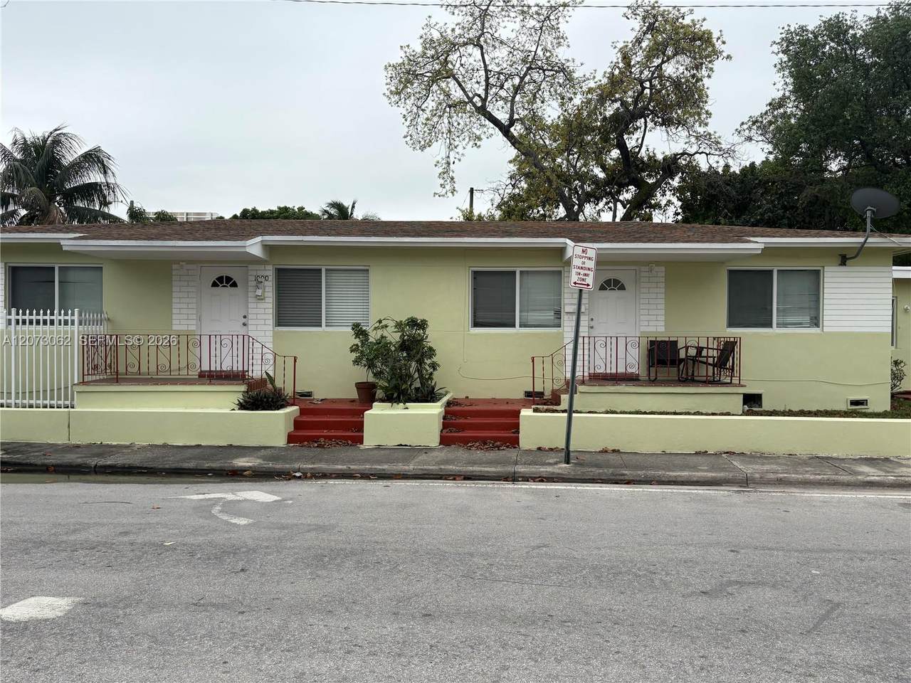 1000 39th St - Photo 1