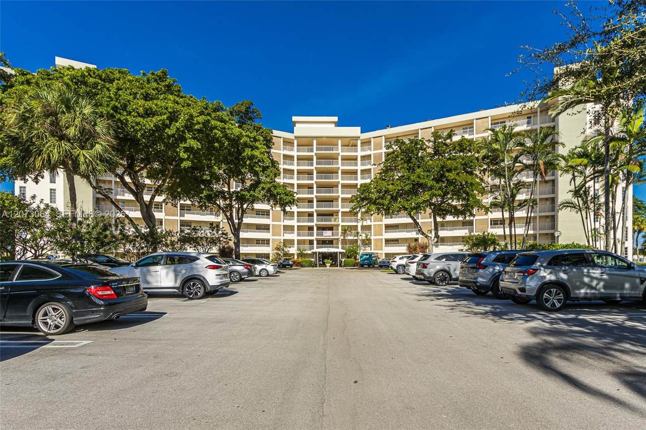 https://bt-photos.global.ssl.fastly.net/miami/1280_boomver_1_A12073064-2.jpg