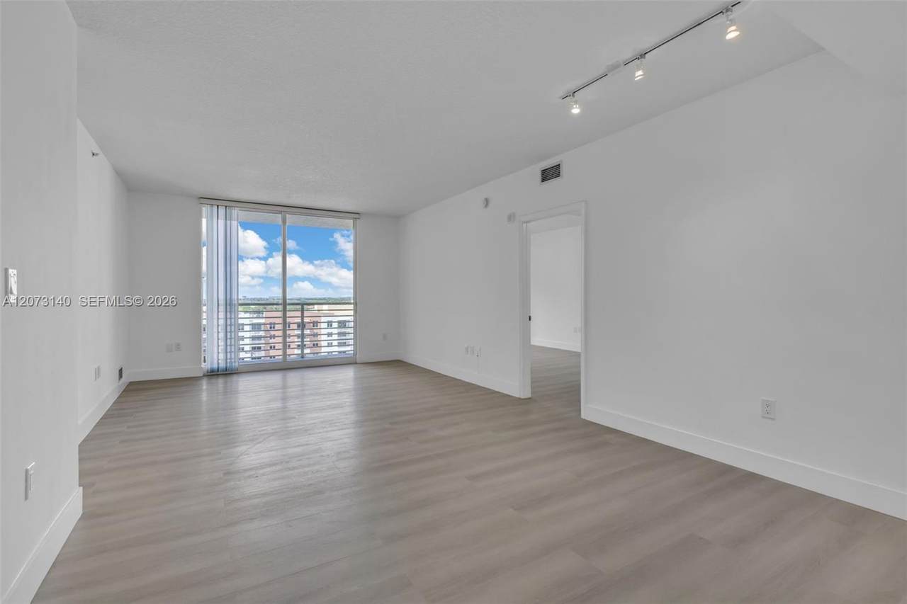 18800 29th Ave - Photo 1