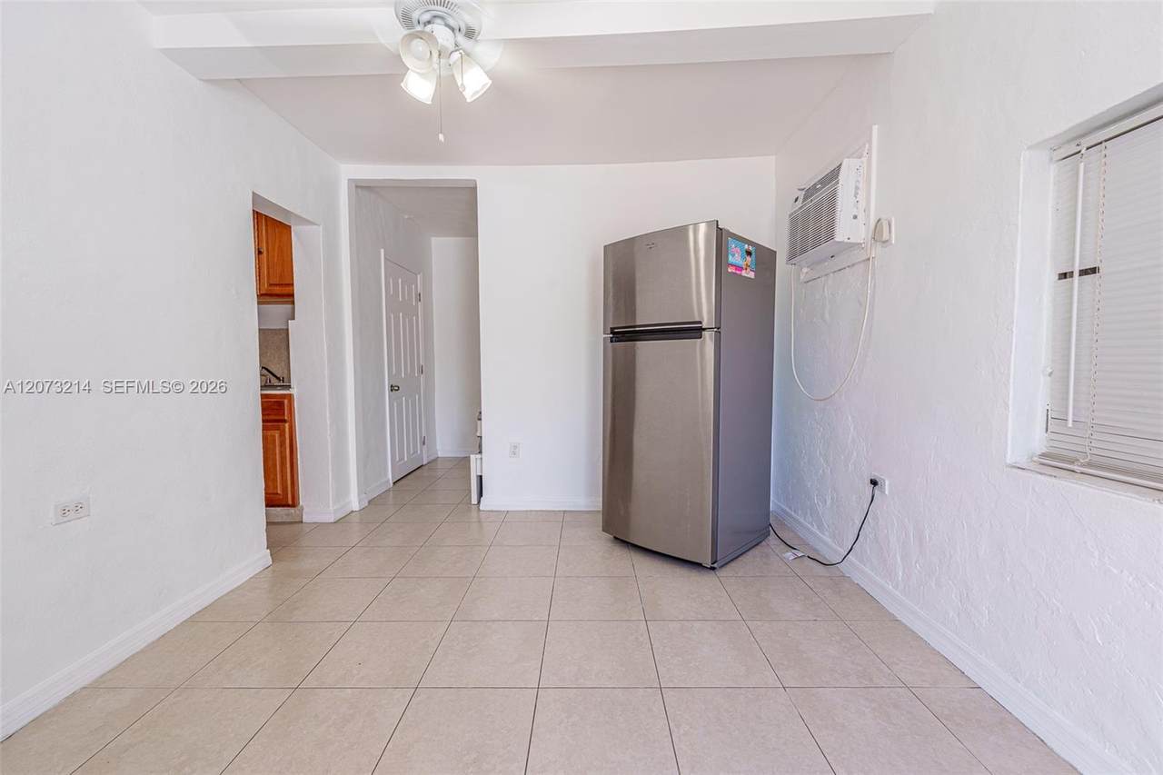 528 21st Ave - Photo 1