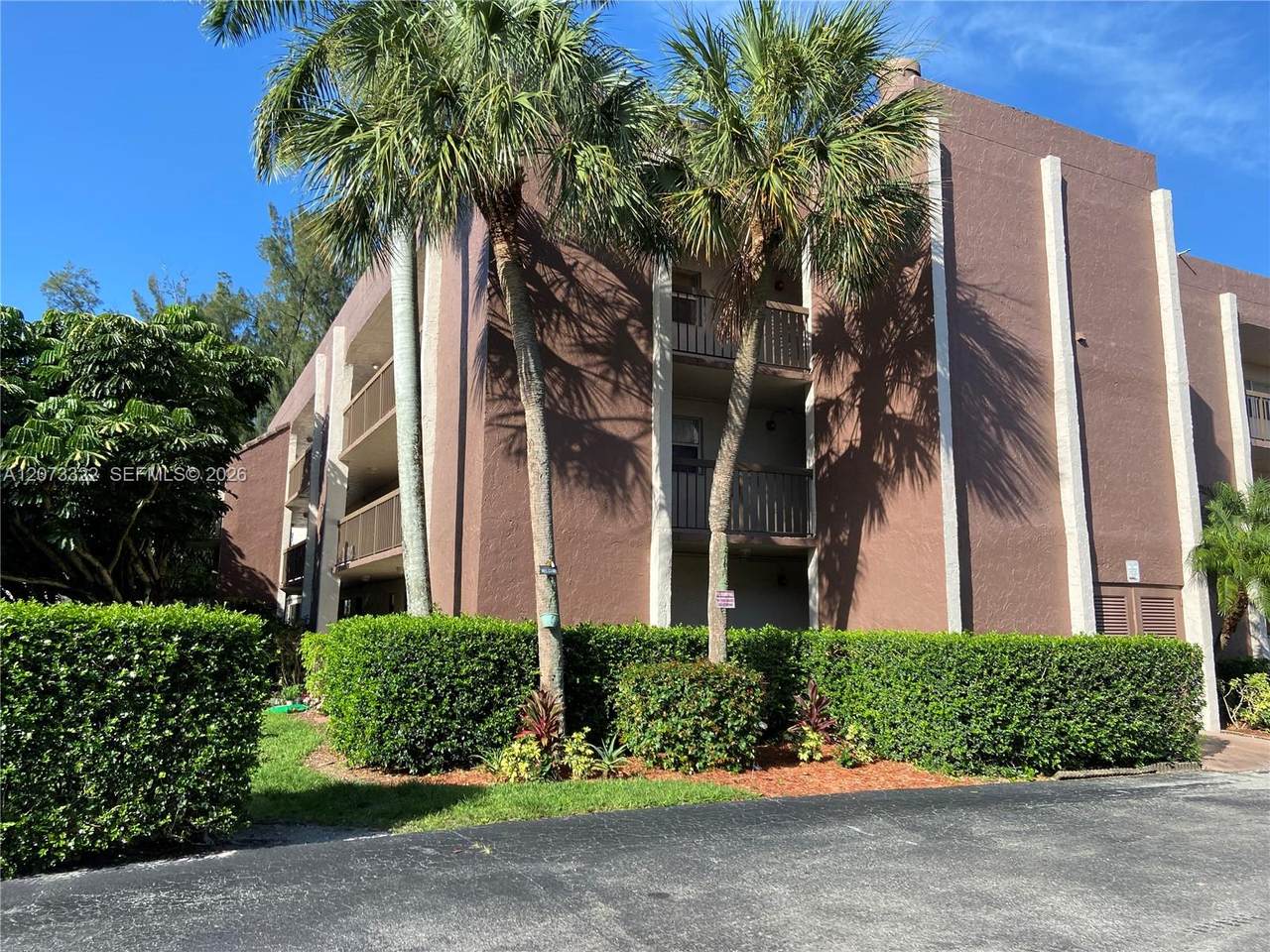 https://bt-photos.global.ssl.fastly.net/miami/1280_boomver_1_A12073322-2.jpg