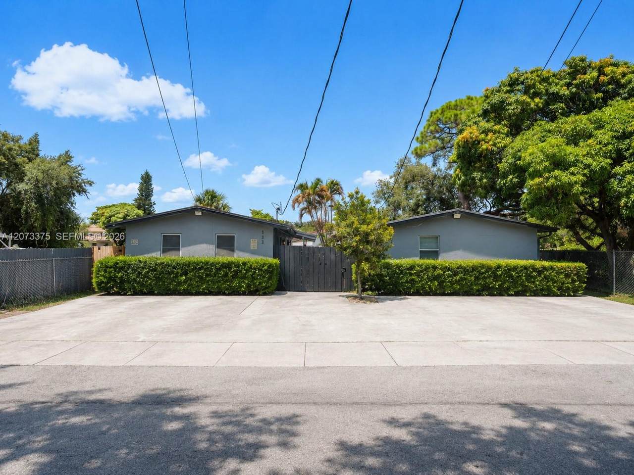 535 13th Ave - Photo 1