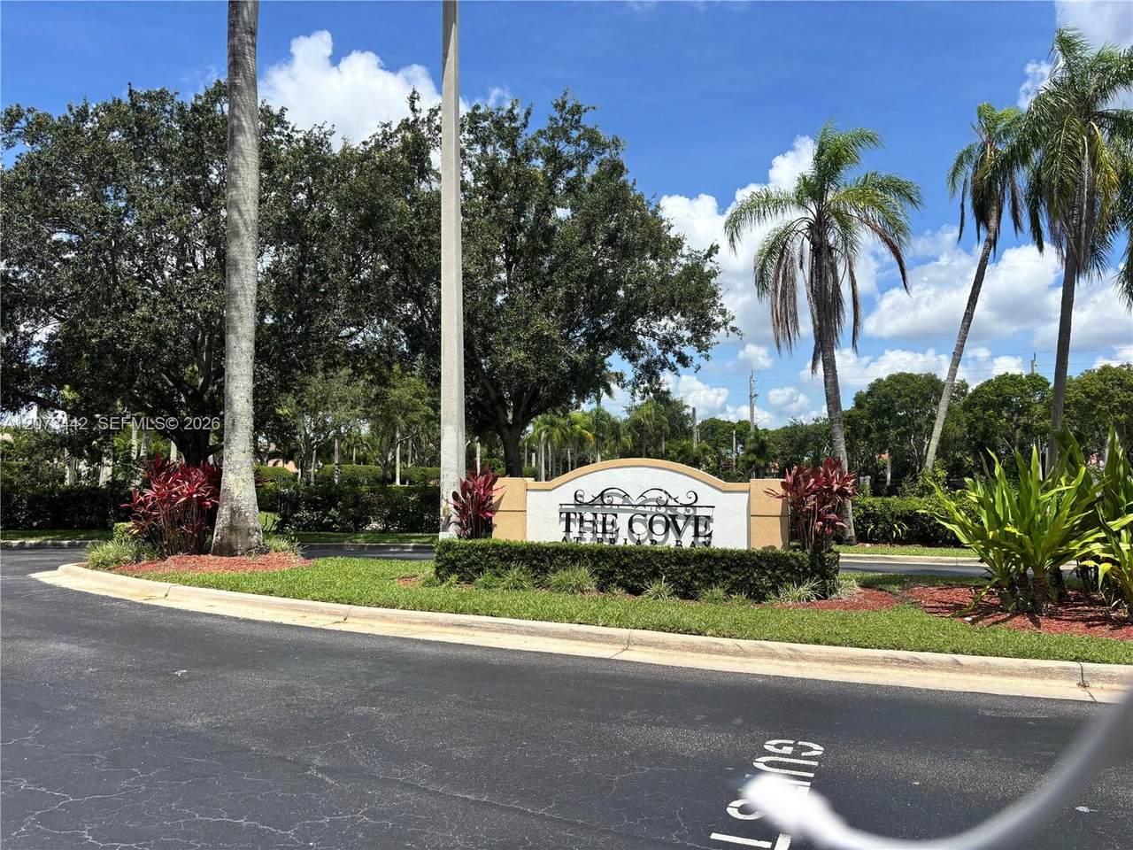 https://bt-photos.global.ssl.fastly.net/miami/1280_boomver_1_A12073442-2.jpg