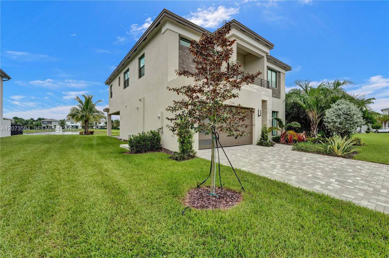 https://bt-photos.global.ssl.fastly.net/miami/1280_boomver_1_A12073584-2.jpg
