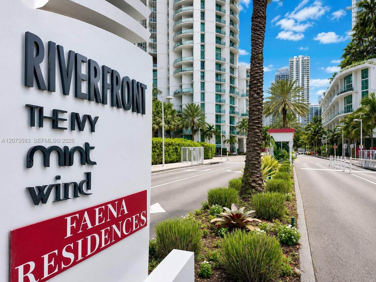 350 Miami Ave - Photo 1