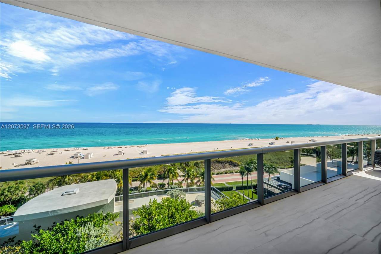 5875 Collins Ave - Photo 1