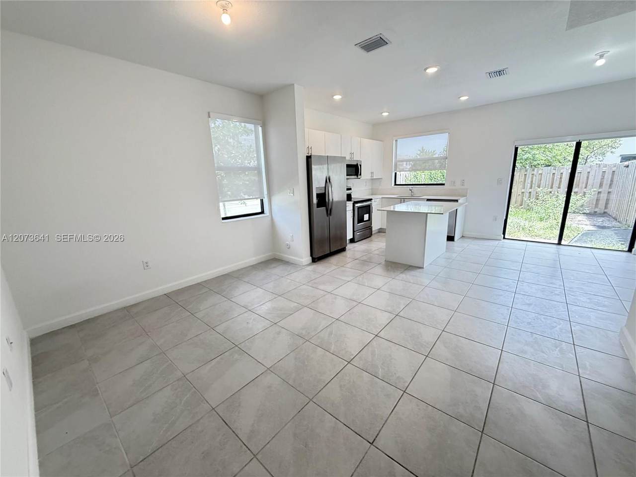 https://bt-photos.global.ssl.fastly.net/miami/1280_boomver_1_A12073641-2.jpg