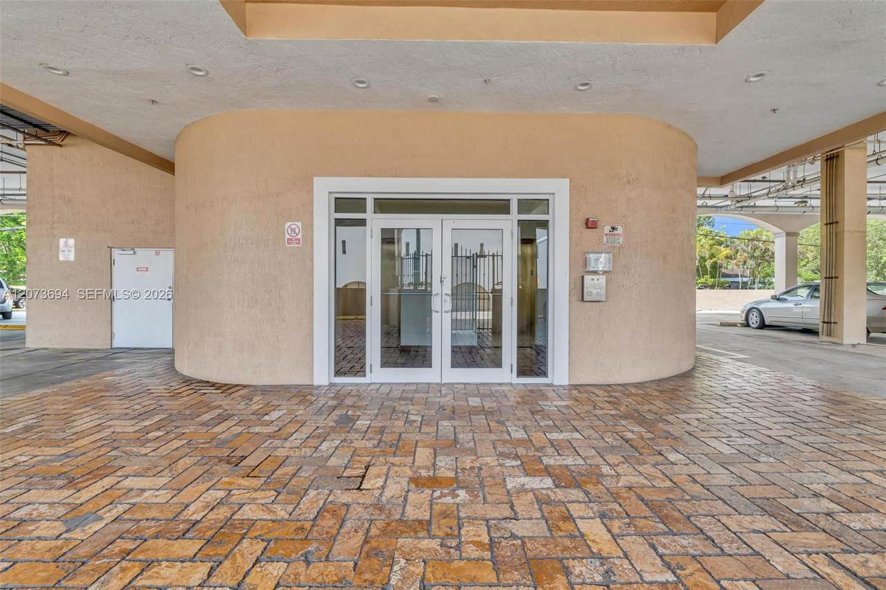 https://bt-photos.global.ssl.fastly.net/miami/1280_boomver_1_A12073694-2.jpg