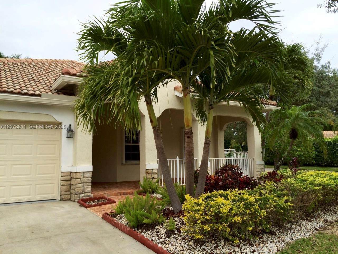 https://bt-photos.global.ssl.fastly.net/miami/1280_boomver_1_A12073811-2.jpg