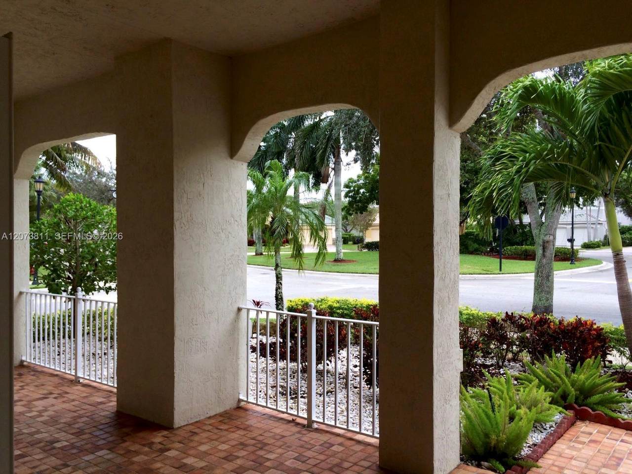 https://bt-photos.global.ssl.fastly.net/miami/1280_boomver_1_A12073811-2.jpg