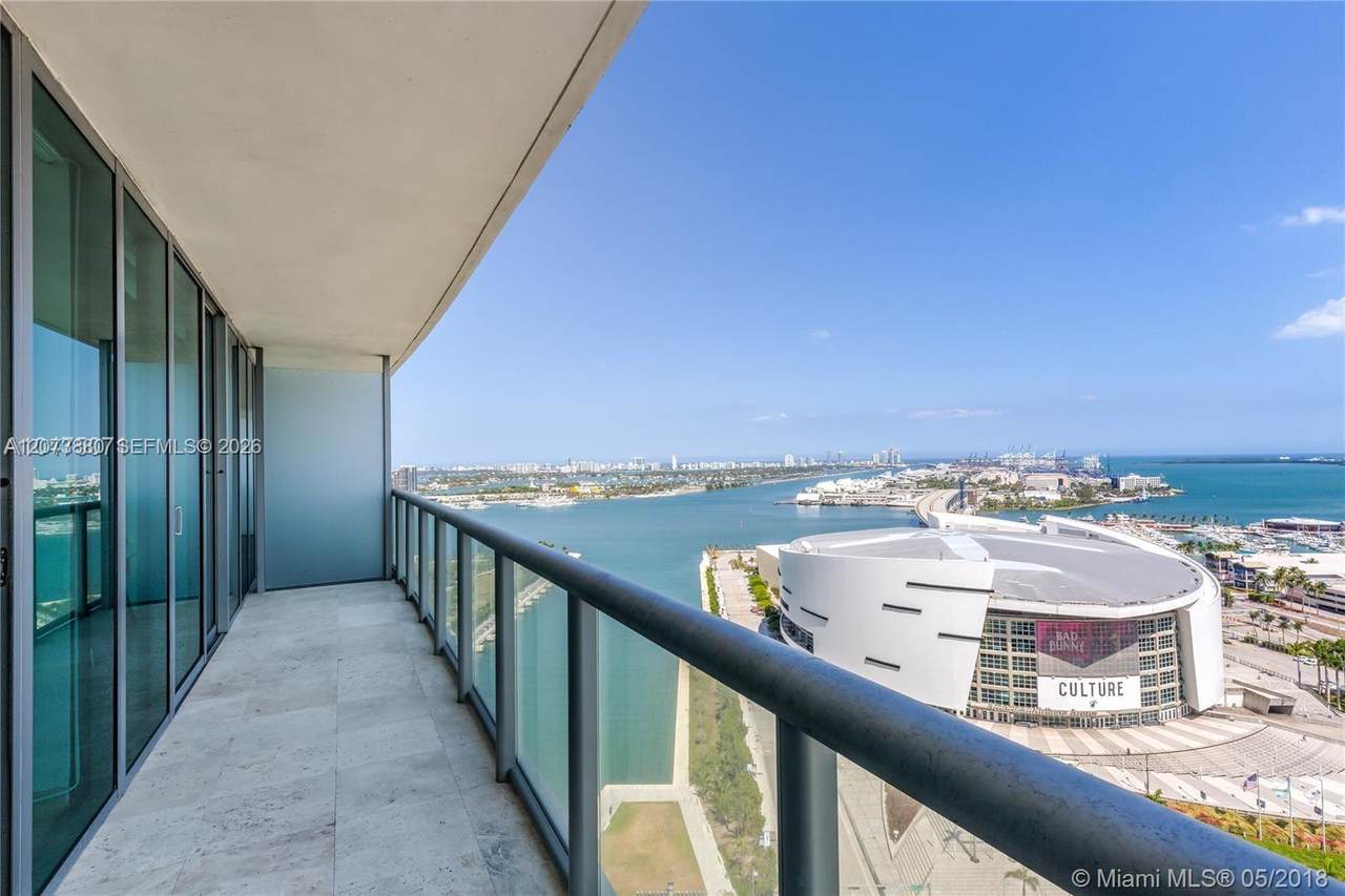 888 Biscayne Blvd - Photo 1