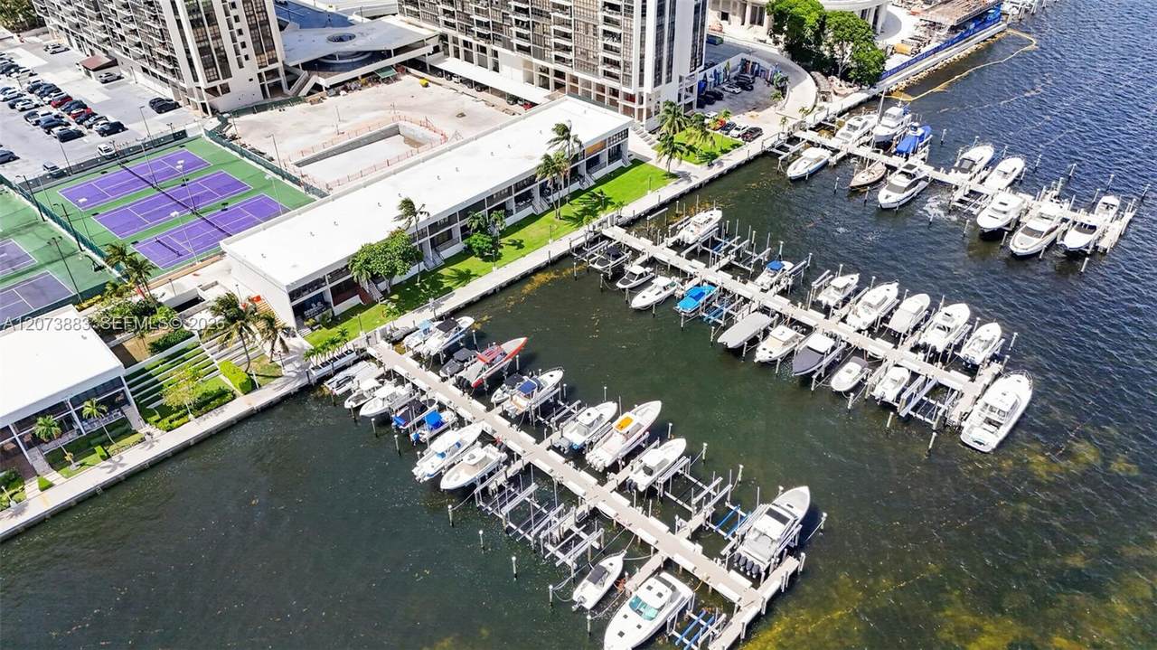 1915 Brickell Ave - Photo 1
