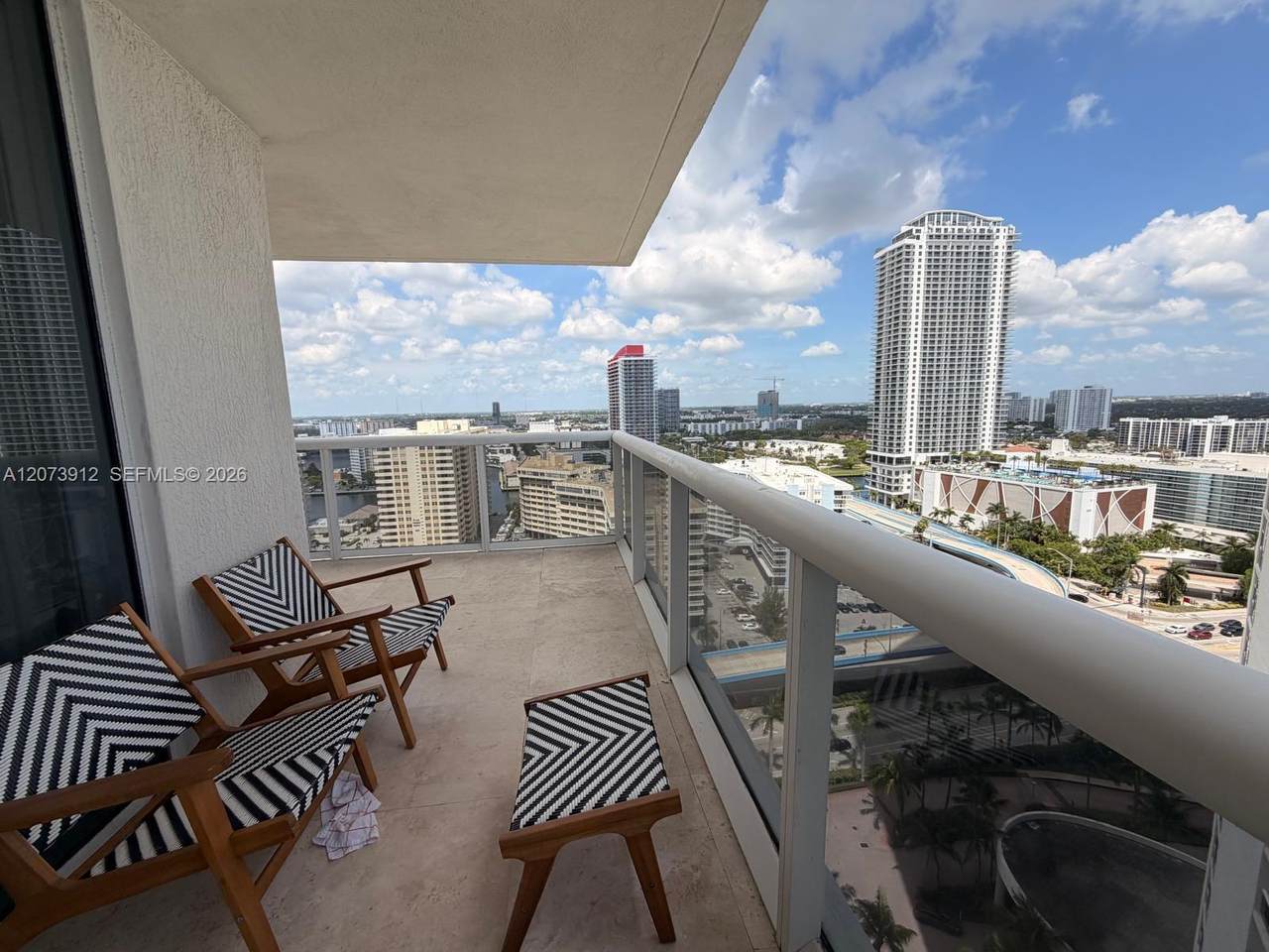 https://bt-photos.global.ssl.fastly.net/miami/1280_boomver_1_A12073912-2.jpg