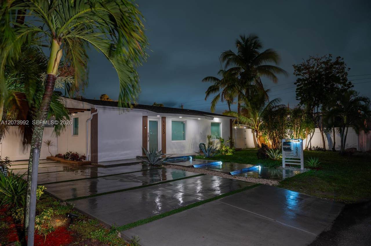 https://bt-photos.global.ssl.fastly.net/miami/1280_boomver_1_A12073992-2.jpg