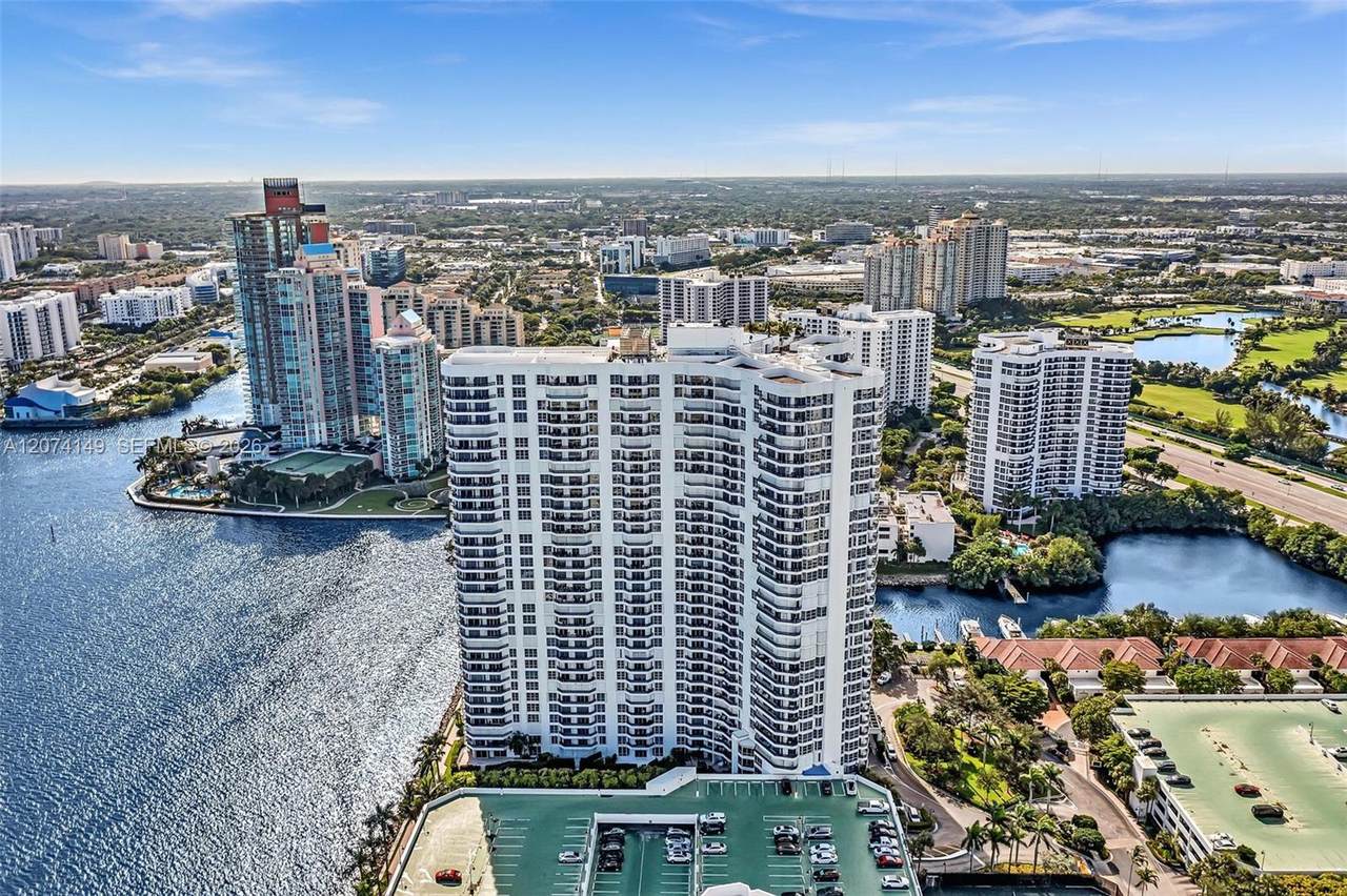 https://bt-photos.global.ssl.fastly.net/miami/1280_boomver_1_A12074149-2.jpg