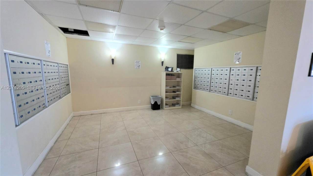 https://bt-photos.global.ssl.fastly.net/miami/1280_boomver_1_A12074205-2.jpg