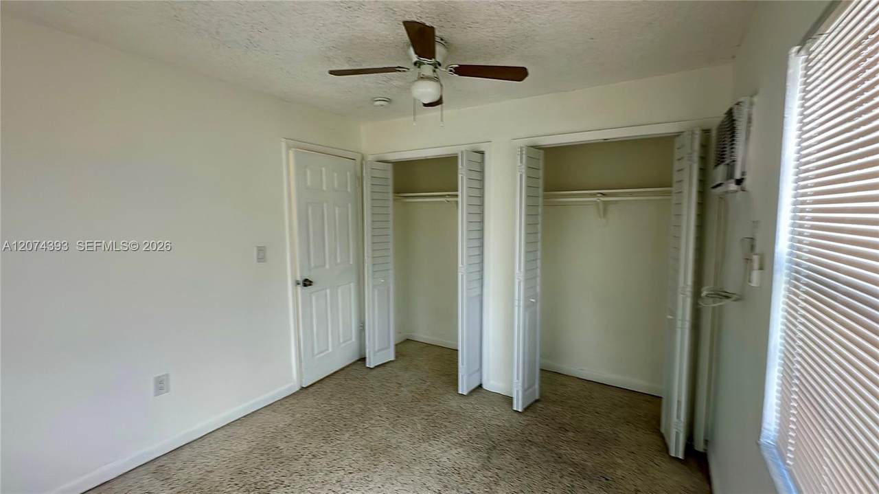 59 26th St - Photo 1