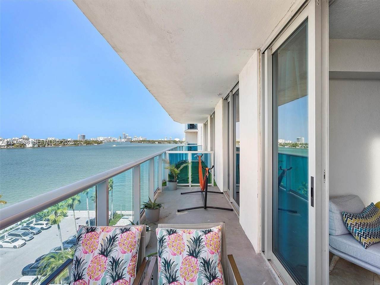https://bt-photos.global.ssl.fastly.net/miami/1280_boomver_1_A12074398-2.jpg