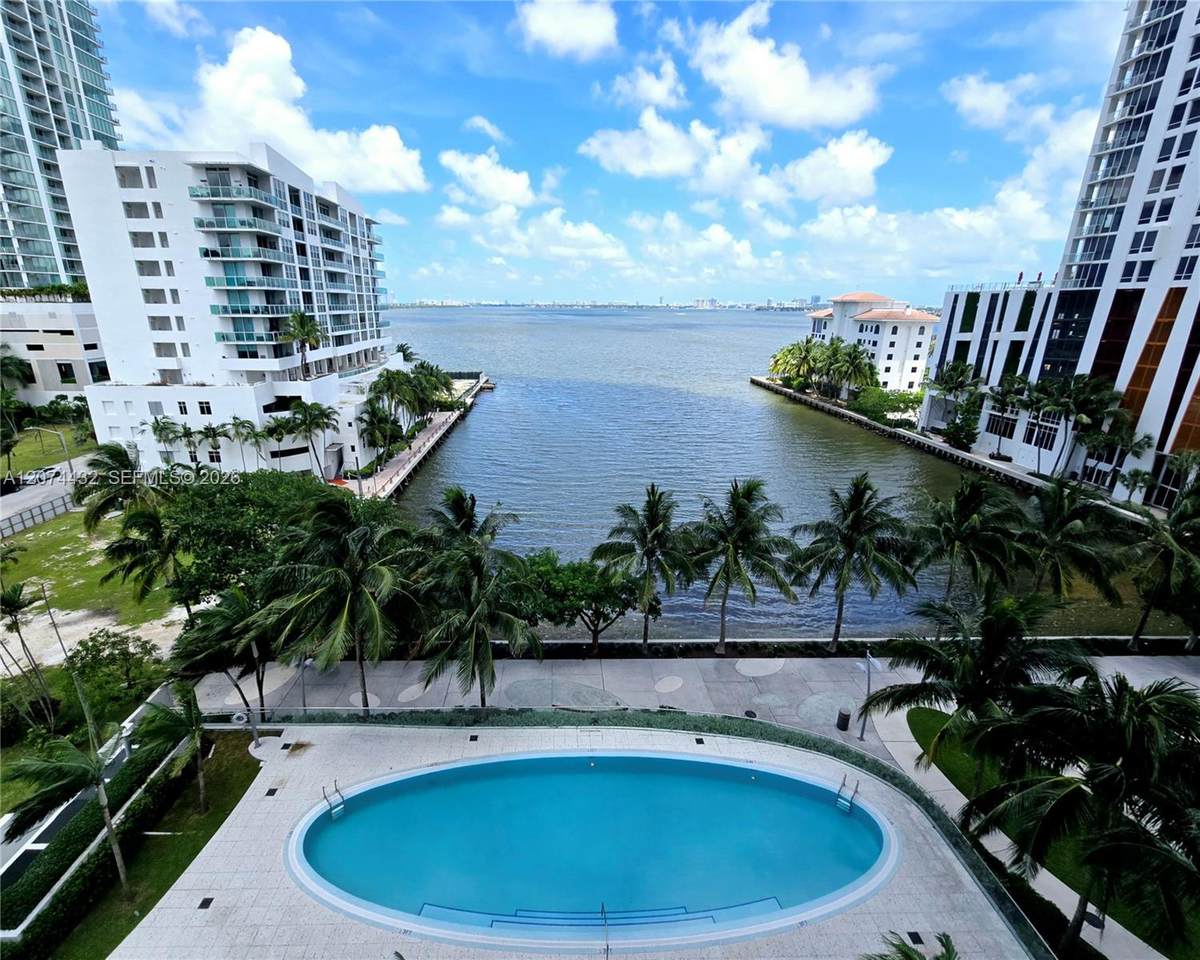 https://bt-photos.global.ssl.fastly.net/miami/1280_boomver_1_A12074432-2.jpg