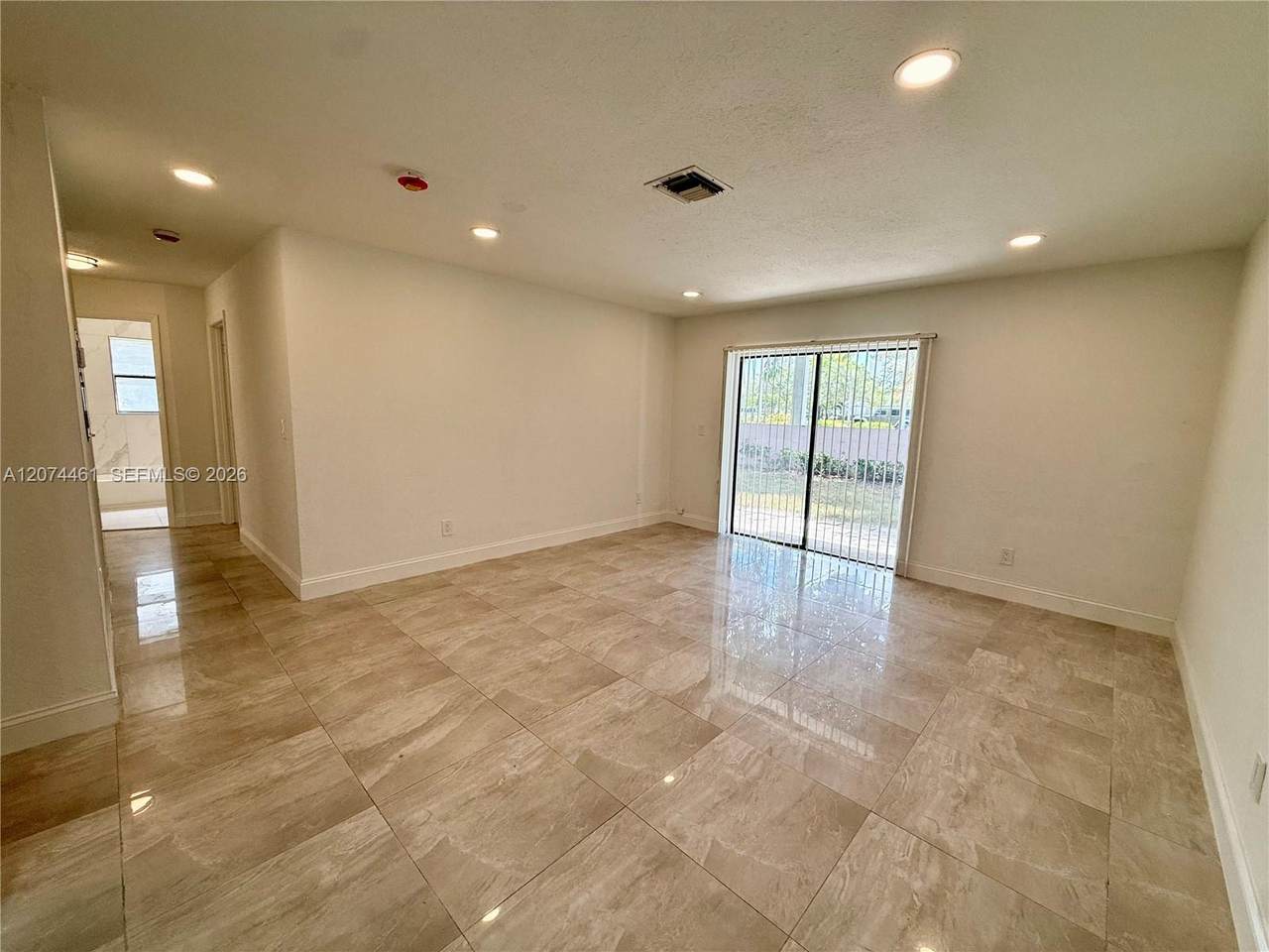 https://bt-photos.global.ssl.fastly.net/miami/1280_boomver_1_A12074461-2.jpg