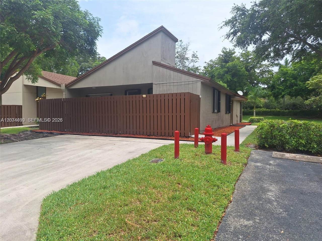 https://bt-photos.global.ssl.fastly.net/miami/1280_boomver_1_A12074493-2.jpg