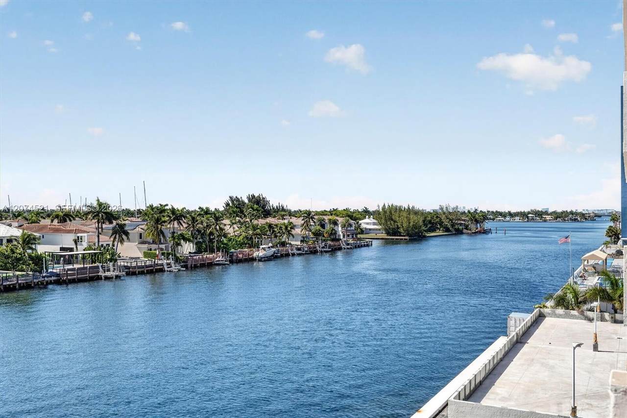 https://bt-photos.global.ssl.fastly.net/miami/1280_boomver_1_A12074521-2.jpg