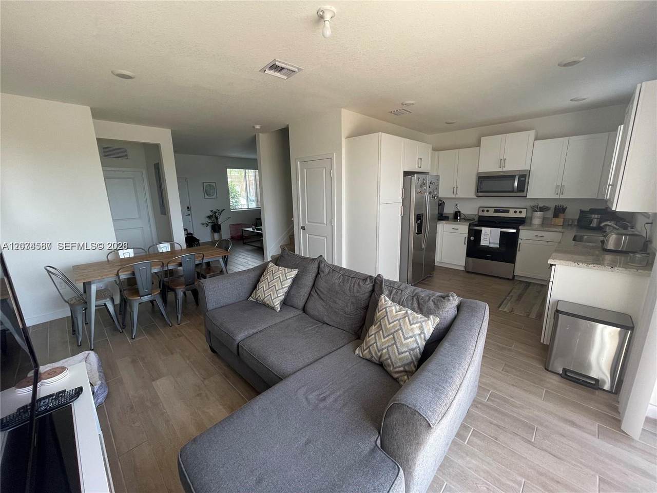 2346 12th Ct - Photo 1
